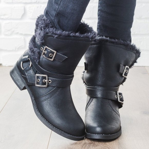 New women's Soda Moist ankle boot w/fur buckles-black - Picture 1 of 3